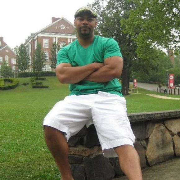 Meet your Posher, Damien - Picture 1 of 1